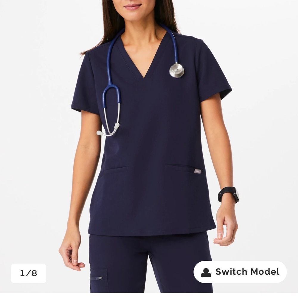 Figs Scrubs Casma 3-Pocket Scrub Top